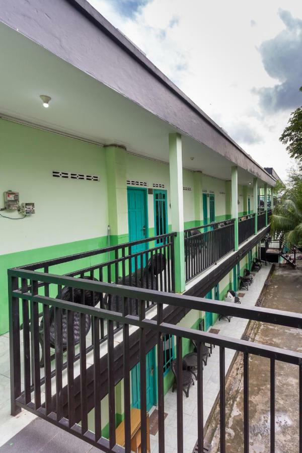 Super Oyo 754 Nur Aziziah Guest House Syariah Μπαλικπαπάν Εξωτερικό φωτογραφία